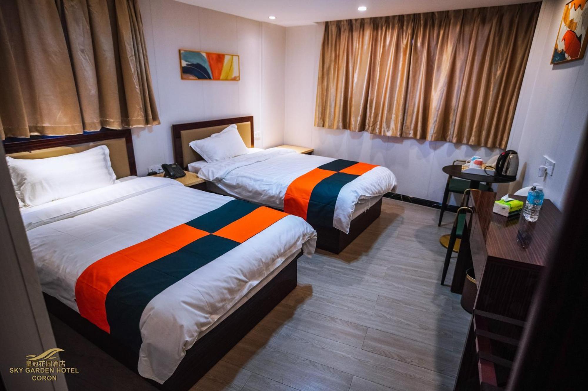 Sky Garden Hotel Coron Esterno foto
