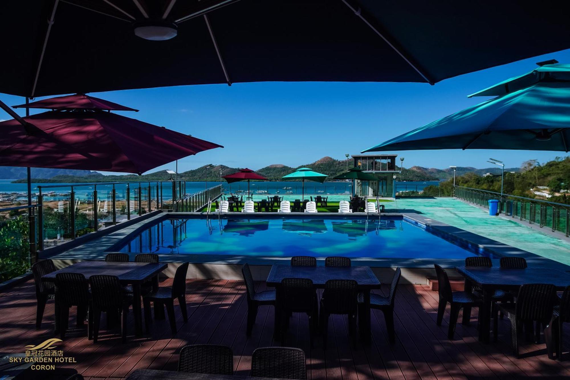 Sky Garden Hotel Coron Esterno foto