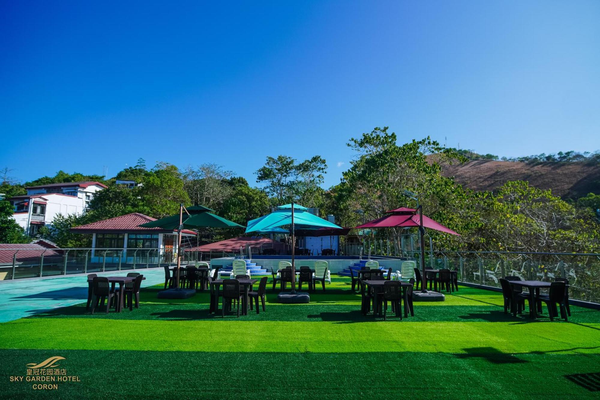 Sky Garden Hotel Coron Esterno foto
