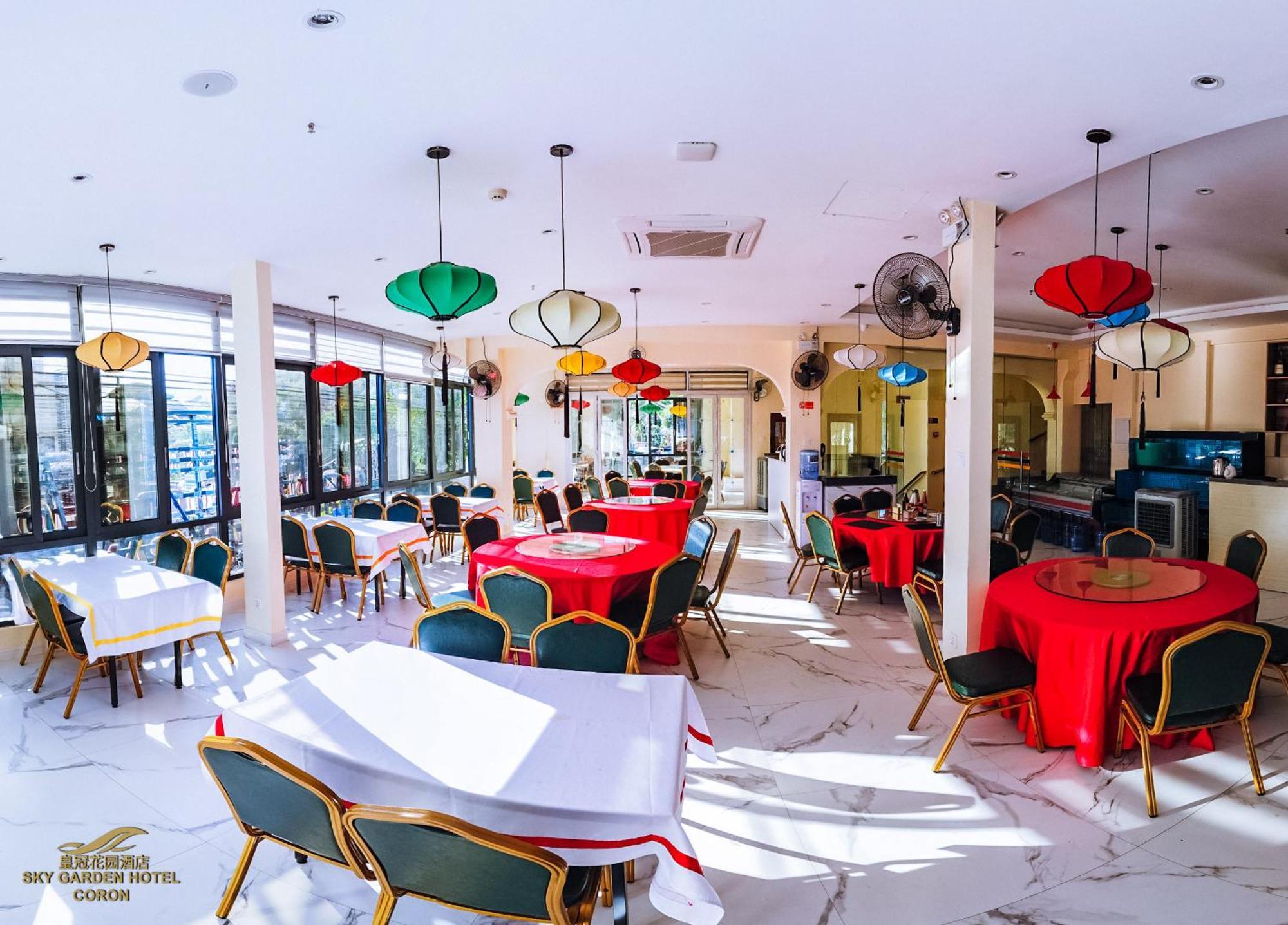 Sky Garden Hotel Coron Esterno foto