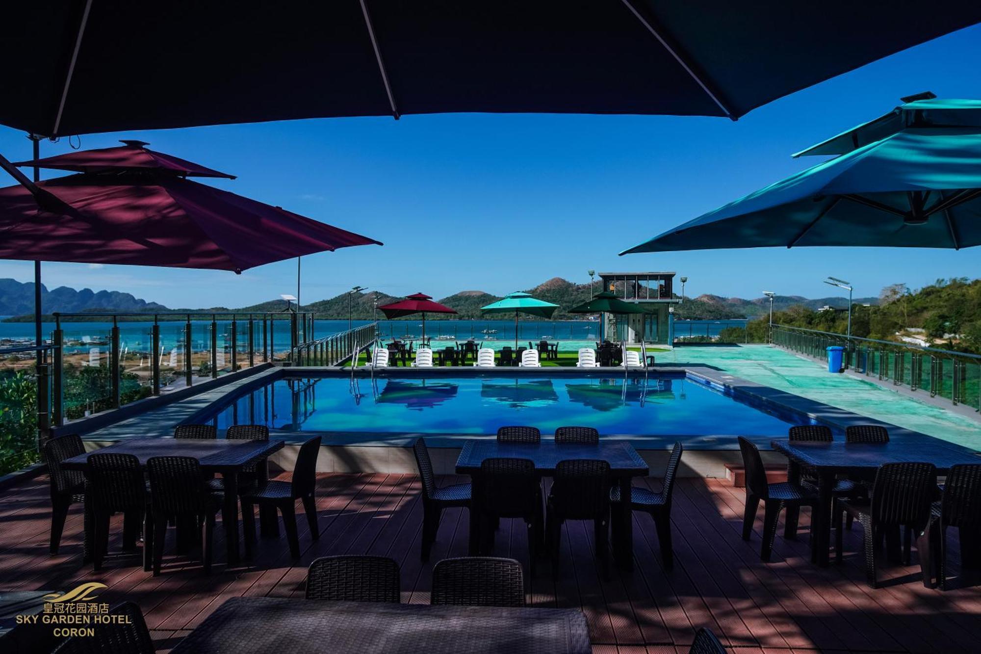 Sky Garden Hotel Coron Esterno foto